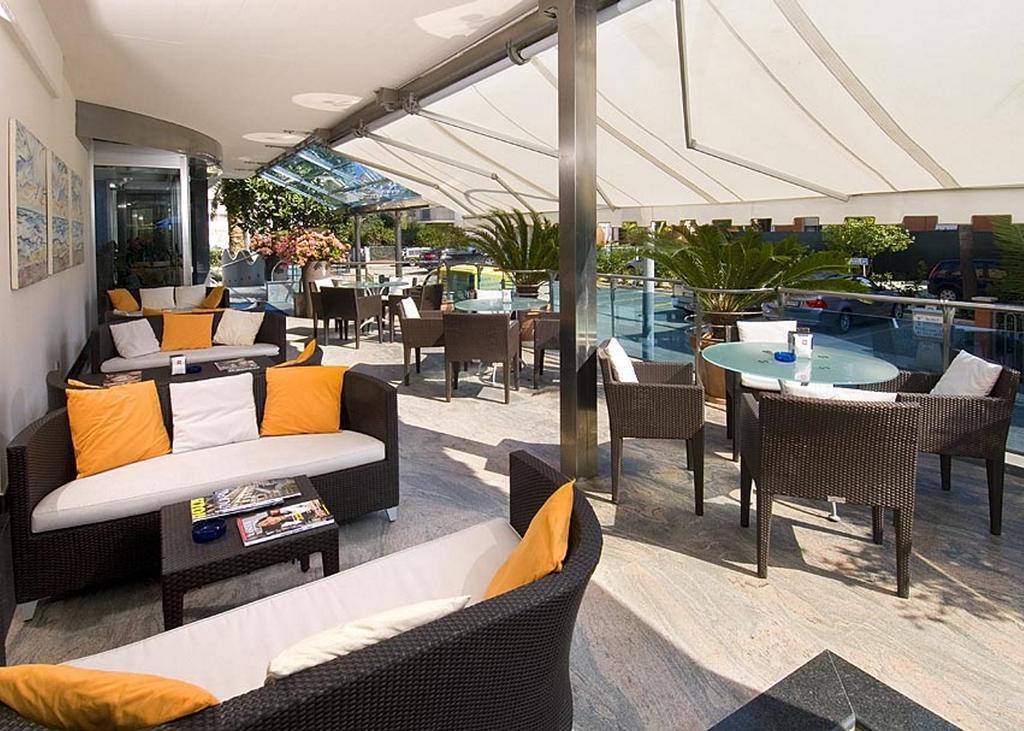 Hotel Imperial Сан Бенедето дел Тронто Екстериор снимка