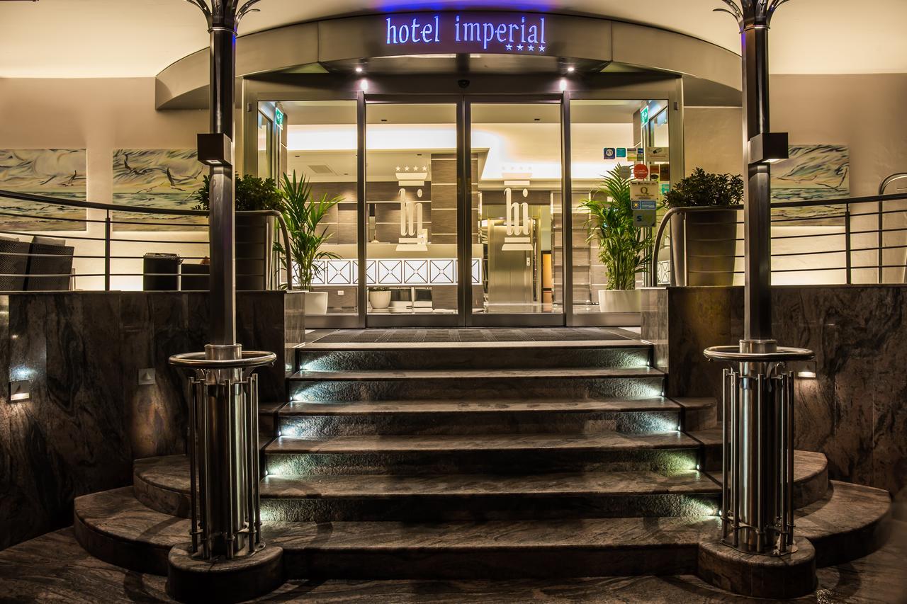 Hotel Imperial Сан Бенедето дел Тронто Екстериор снимка
