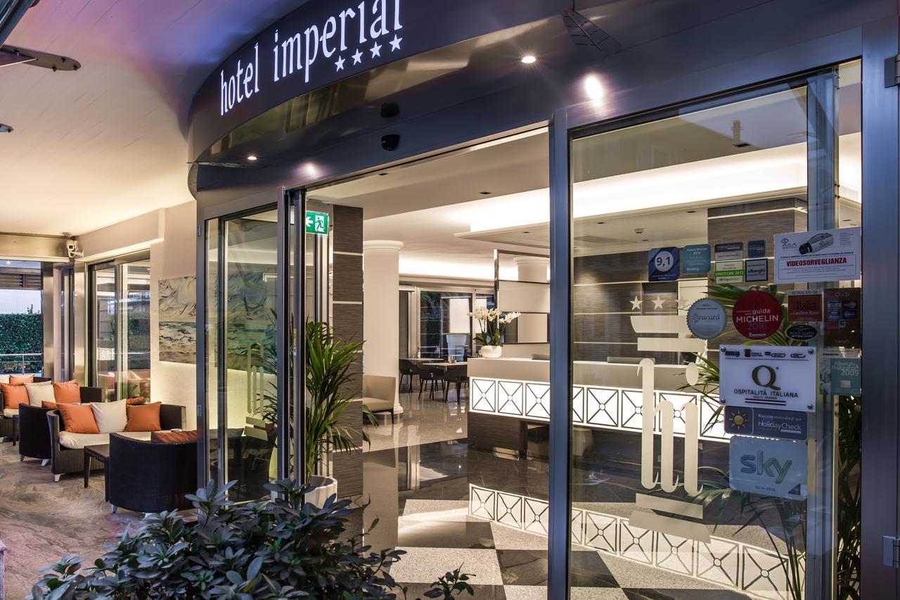 Hotel Imperial Сан Бенедето дел Тронто Екстериор снимка