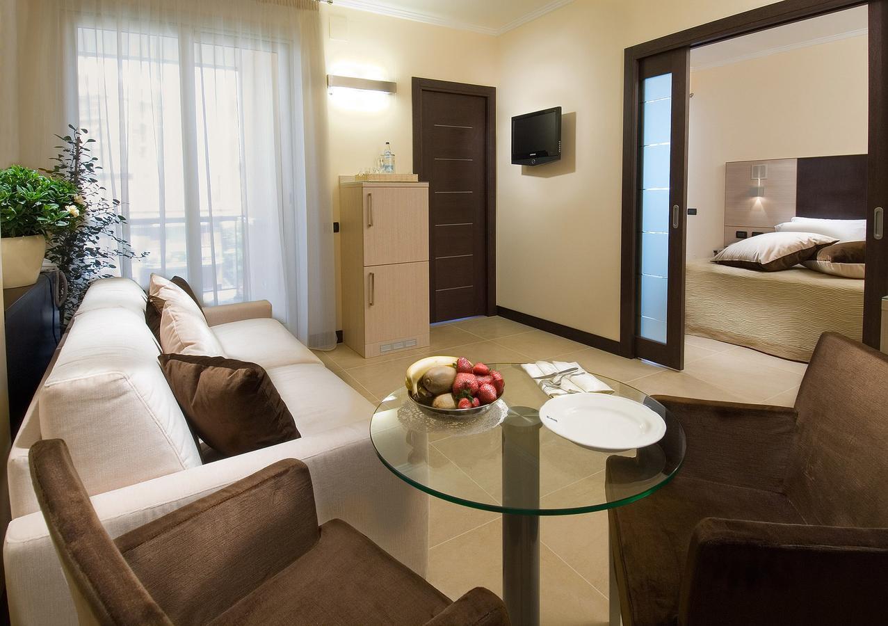 Hotel Imperial Сан Бенедето дел Тронто Екстериор снимка