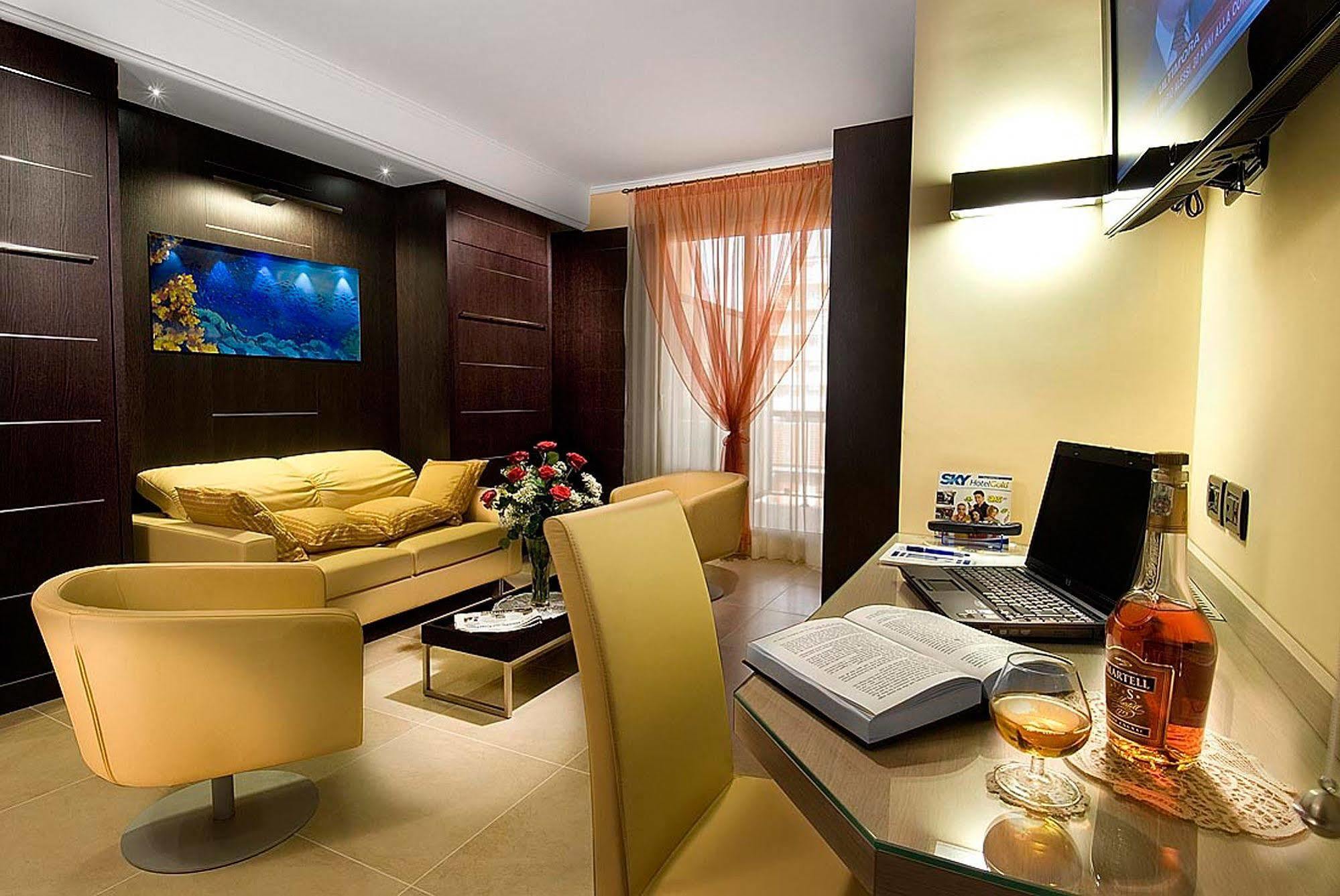 Hotel Imperial Сан Бенедето дел Тронто Екстериор снимка