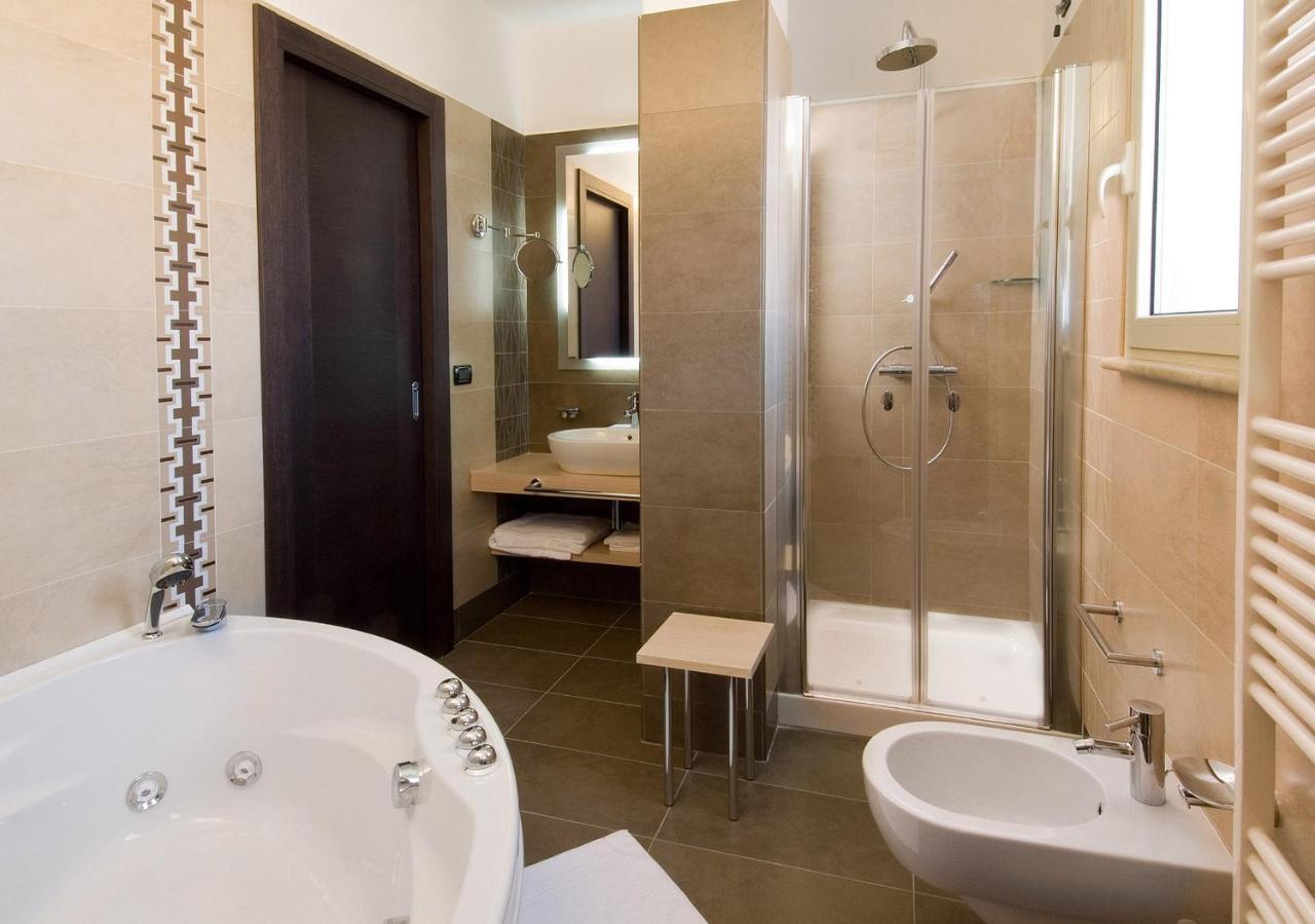 Hotel Imperial Сан Бенедето дел Тронто Стая снимка